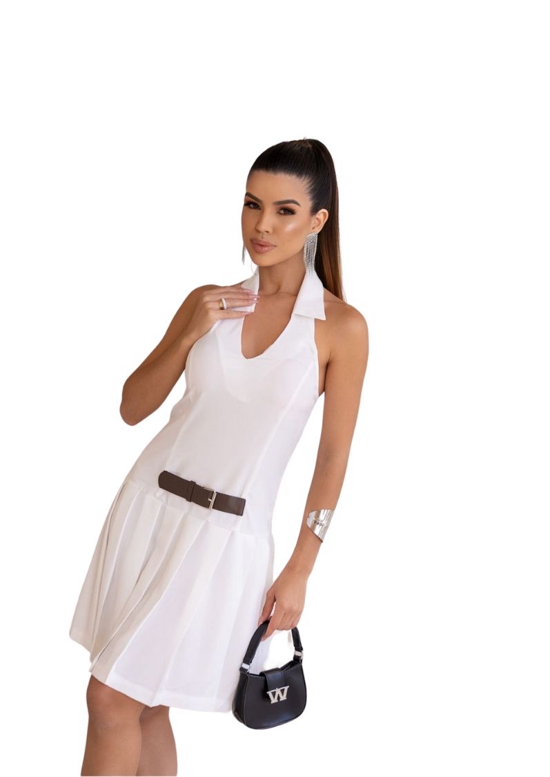 Vestido blanco con cinturón marrón